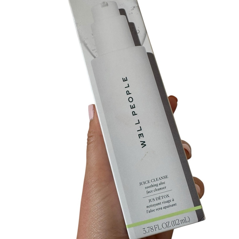 Juice Cleanse Soothing Aloe Face Cleanser